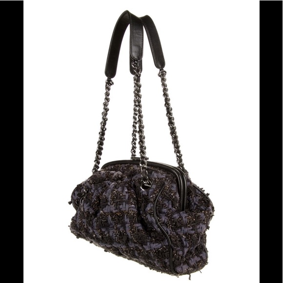 Authentic CHANEL Tweed “CC” Logo Bag - Picture 4 of 7